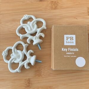 Pottery Barn Teen NIB Set of 2 Antique White Key Window Embouts Finials